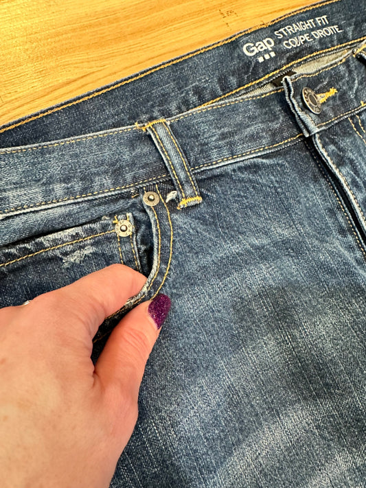 GAP Jeans Size - 33/34 - Straight Fit - Dark blue