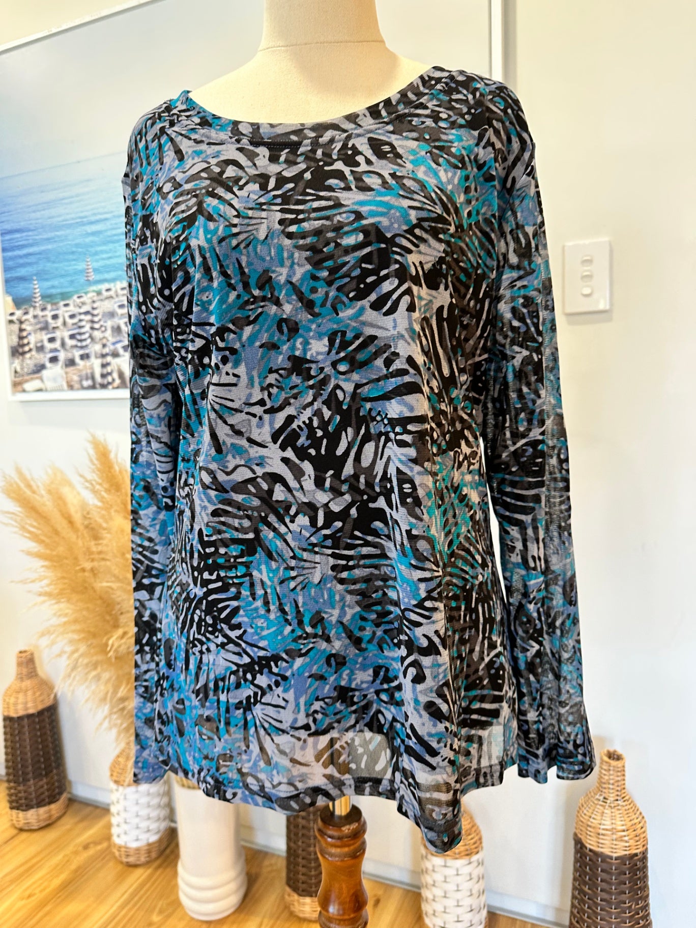 Top Extra Large Blue, Black, Grey