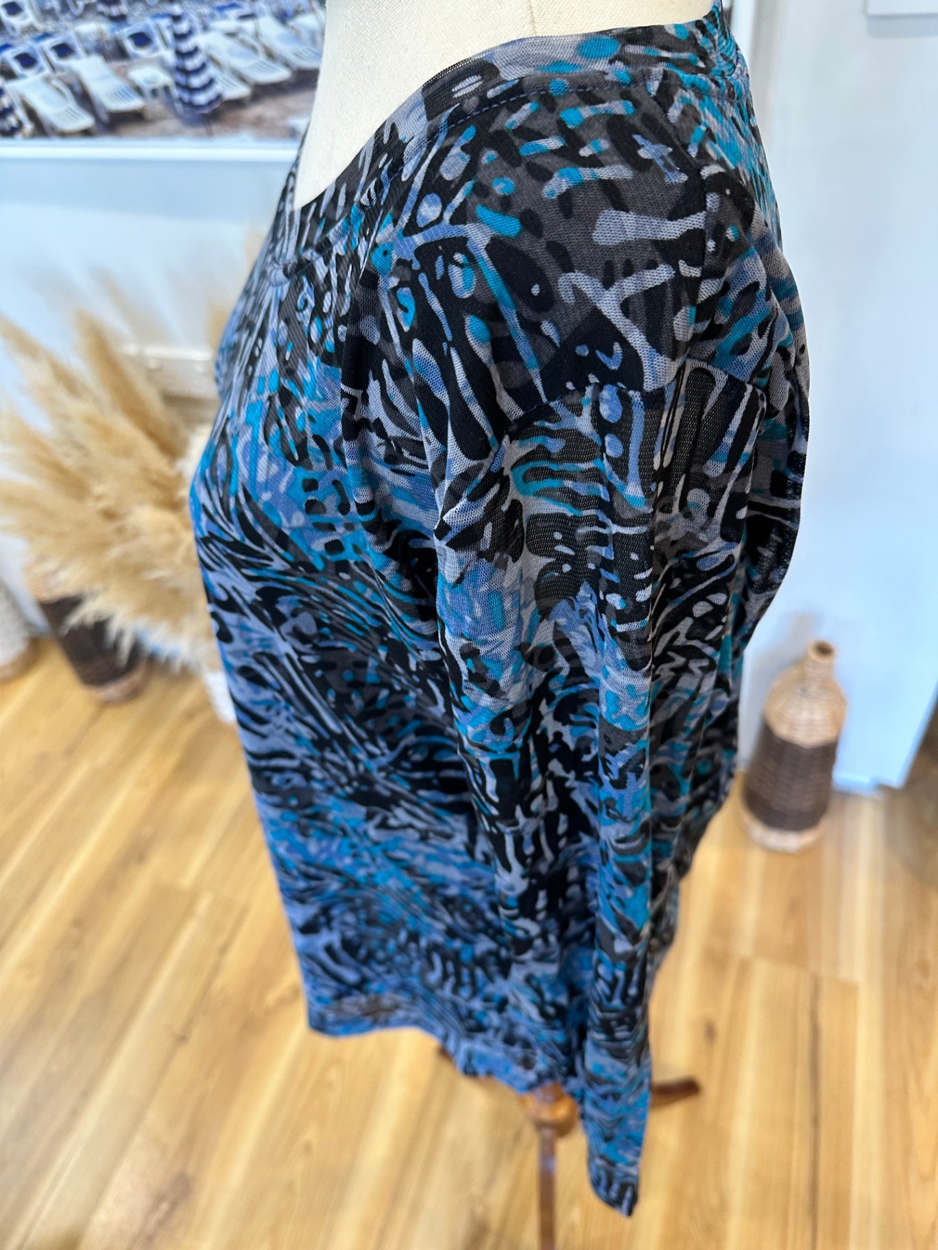 Top Extra Large Blue, Black, Grey