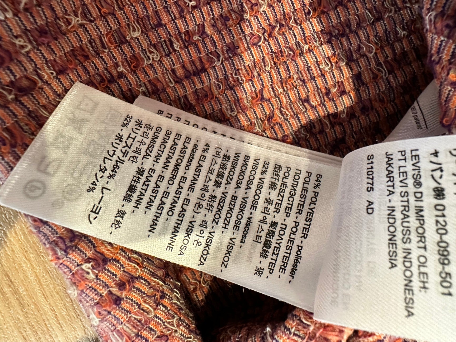 [SALE] Levi's - Square Neckline Top - Extra Large - Desert Sunset Tones