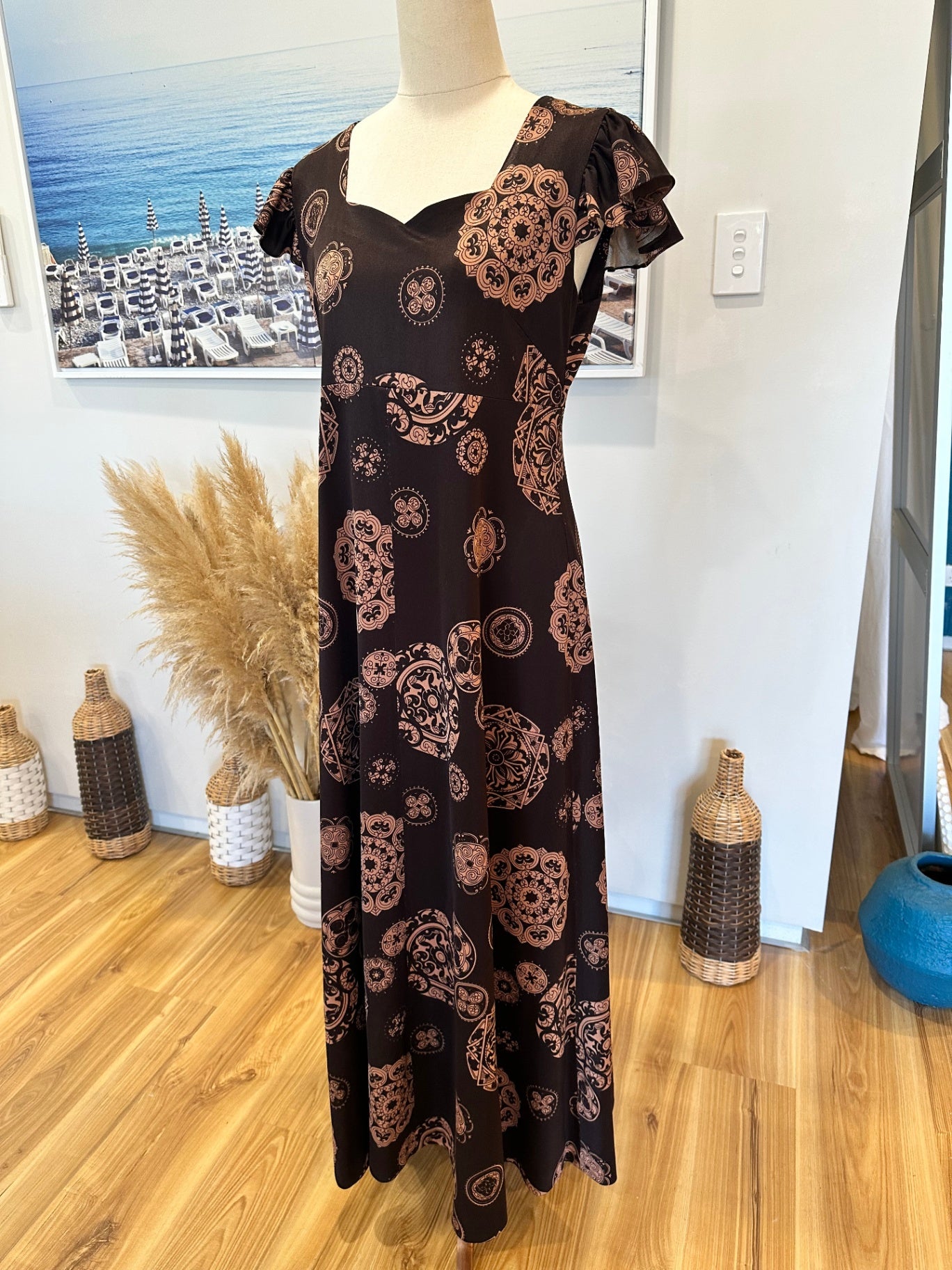 [SALE] Vintage - Maxi Dress - Small / Medium - Brown w Mandala Print