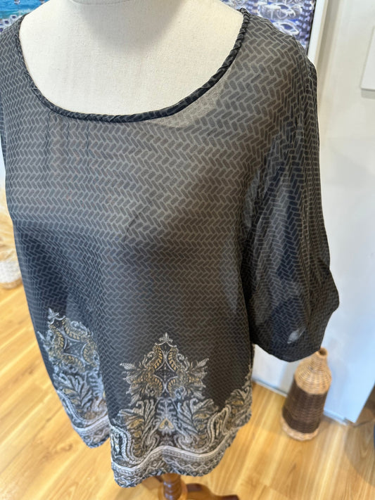 100% Silk Blouse - Size 16 - Black / White / Gold