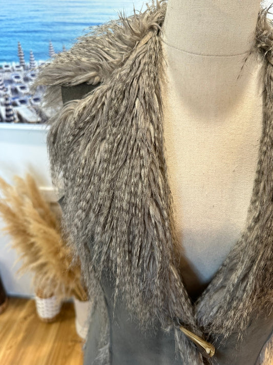 Faux Fur / Suede Bohemian Vest - Large - Grey / Brown
