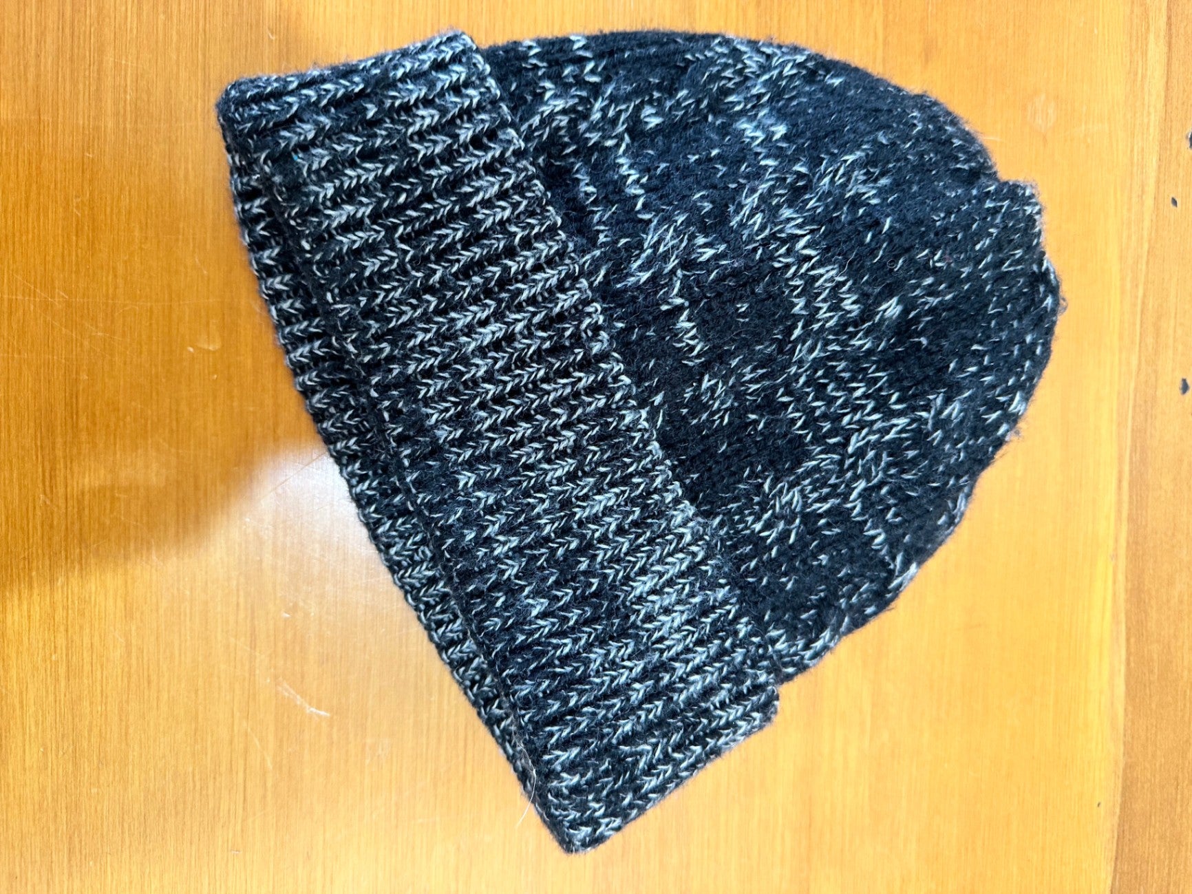 [SALE] Volcom Beanie - Black + Grey