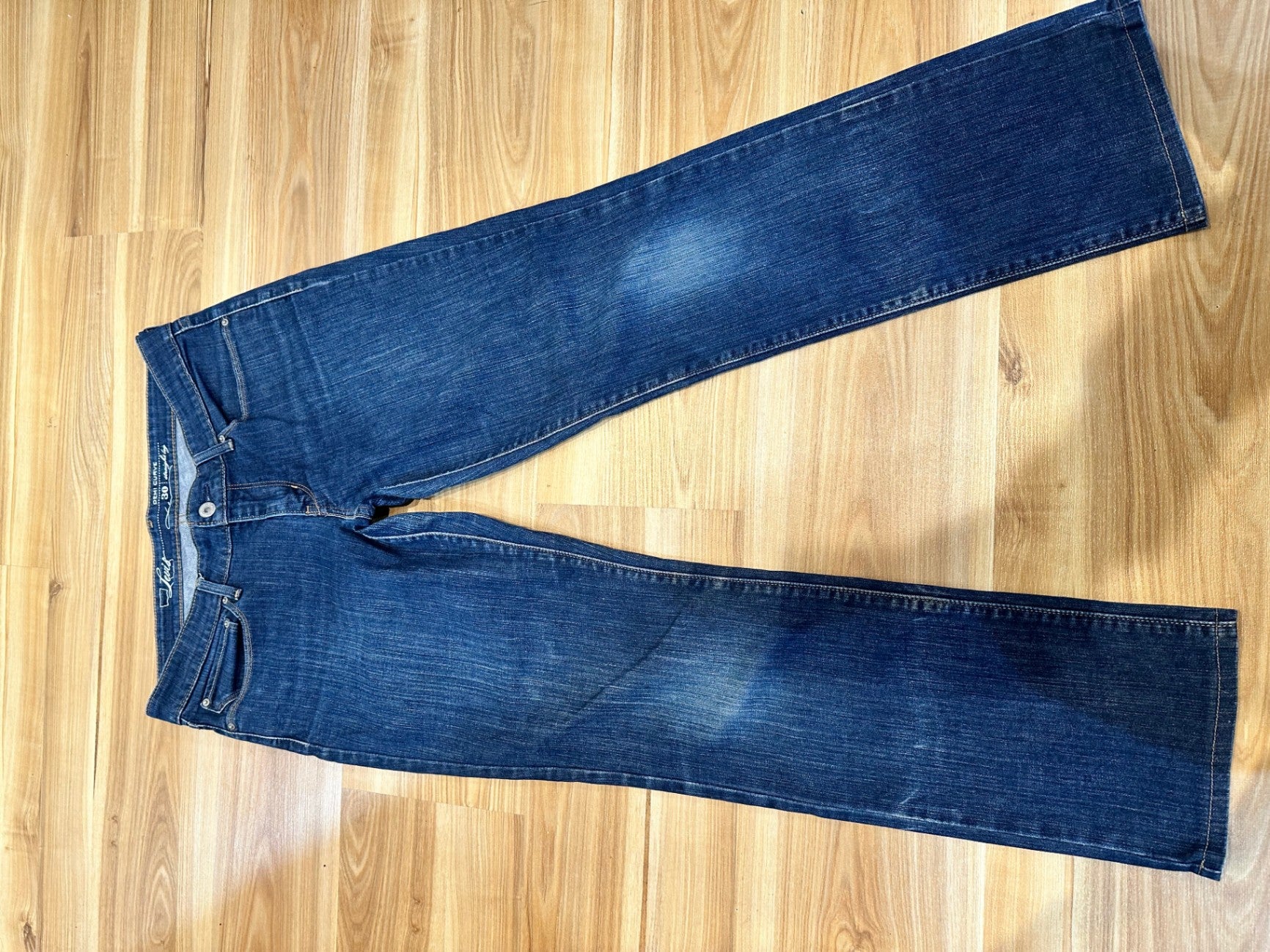 [SALE] Levi's - Demi Curve Jeans - Size 30 - Dark Blue - Straight Leg