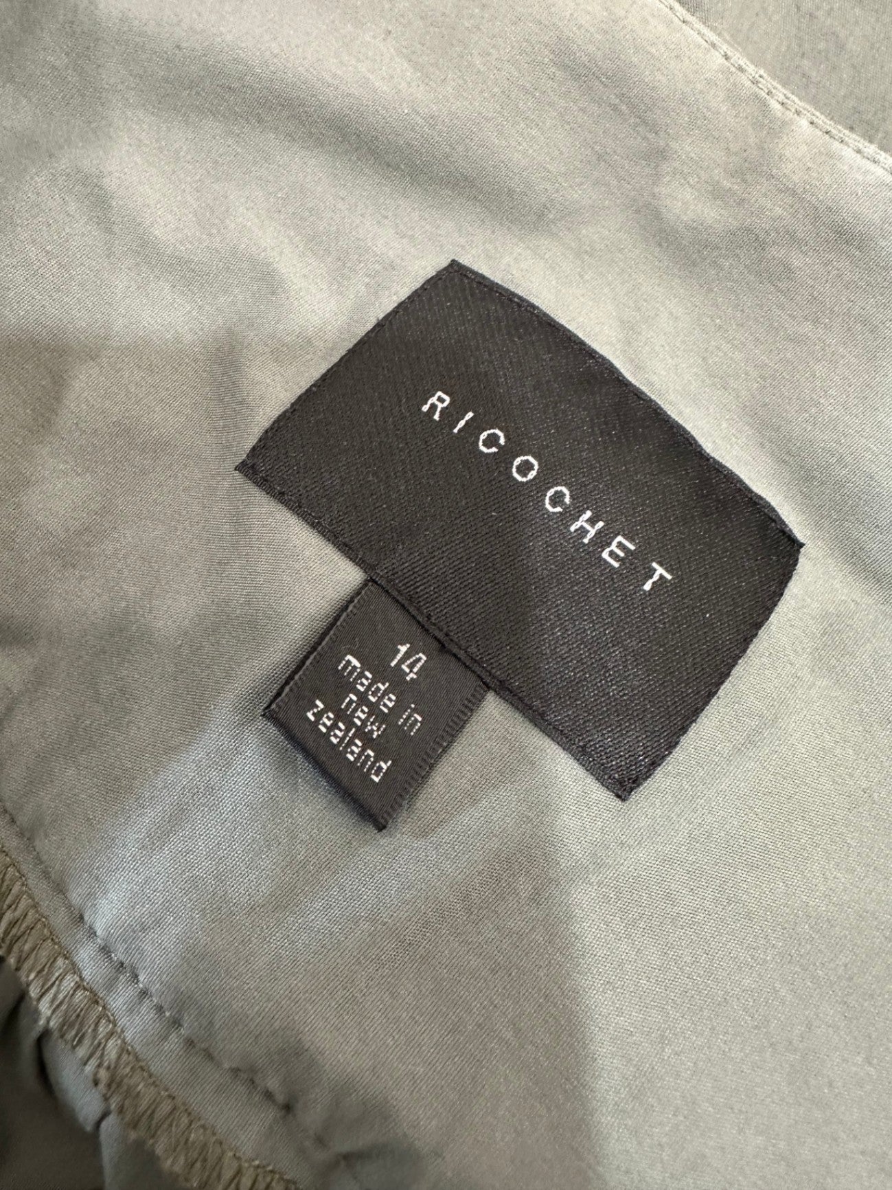 [SALE] Ricochet Skirt - Size 14 - Green/Grey