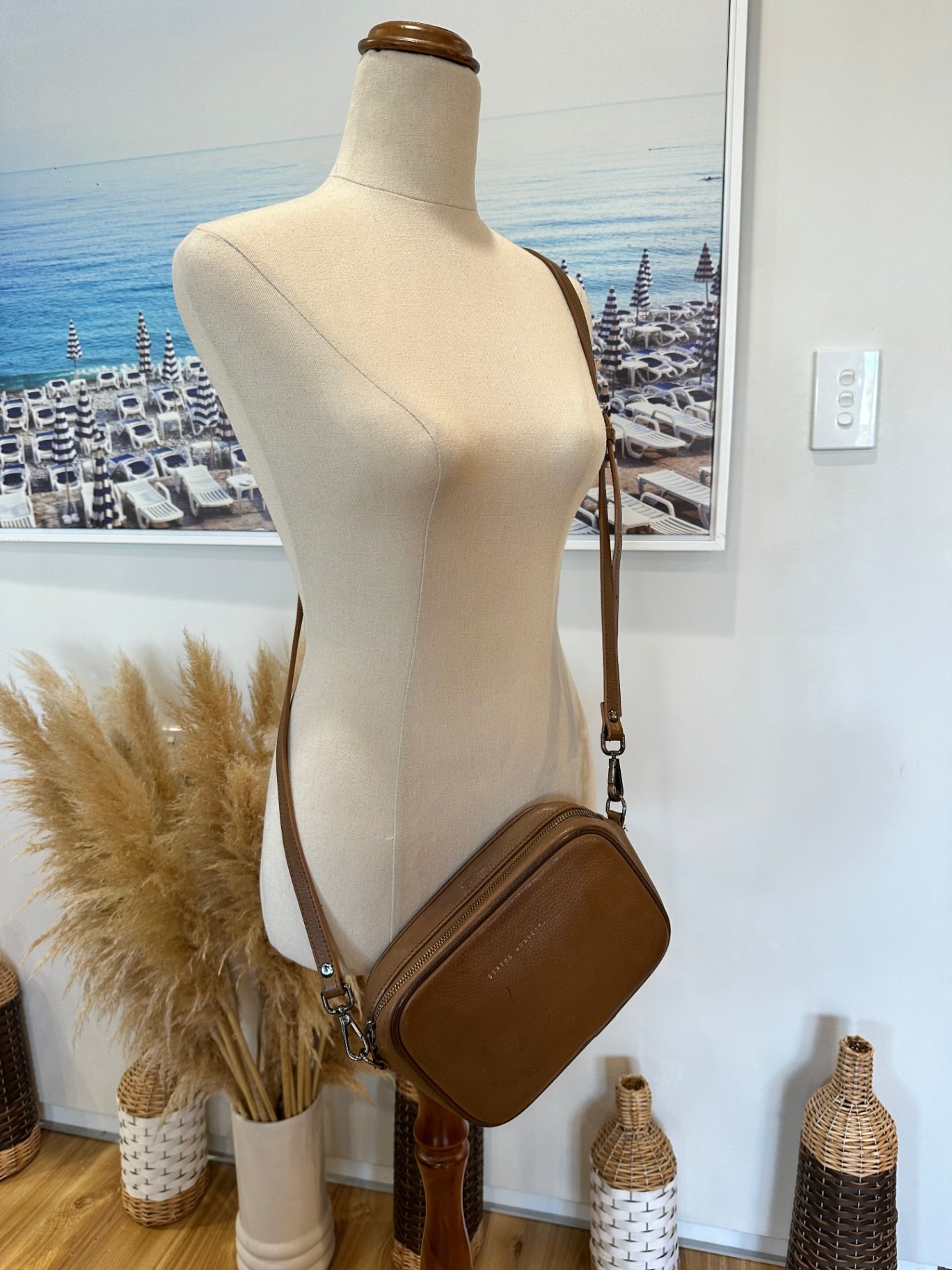 Status Anxiety - Cross Body Handbag - Tan Brown - Leather