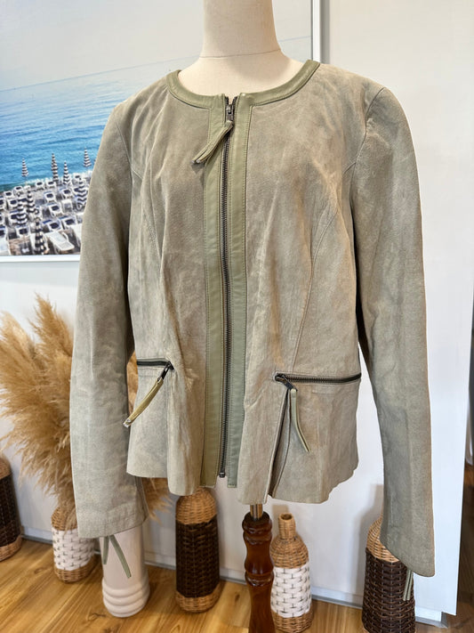 Sara - Crop Jacket - Size 16 - Sage Green