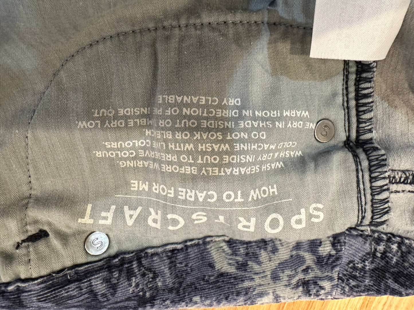 [SALE] Sportscraft - Pants - Size 12 - Dark blue with a floral pattern - Cord like texture