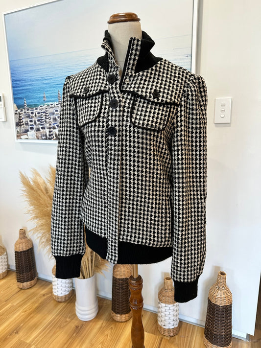 Billabong - Houndstooth Jumper - Size 8 - 50% Wool