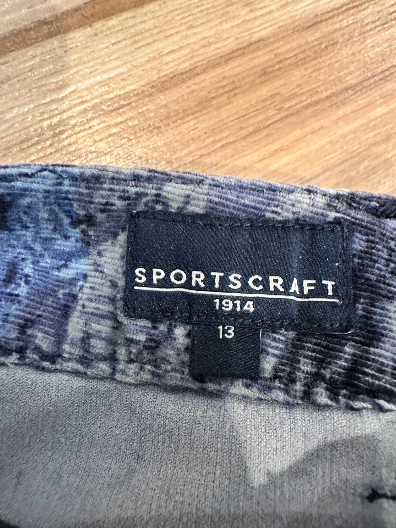 [SALE] Sportscraft - Pants - Size 12 - Dark blue with a floral pattern - Cord like texture
