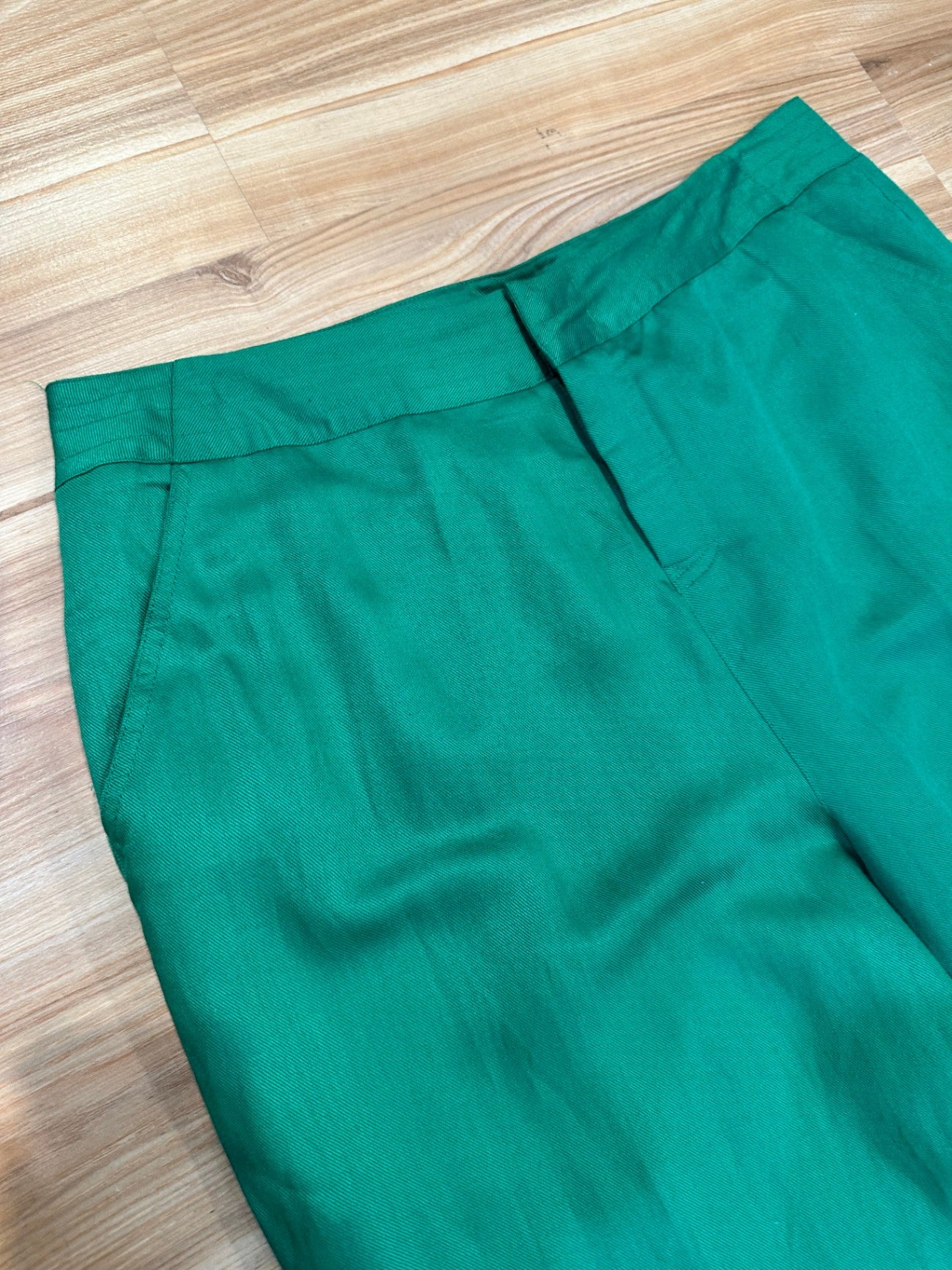 [SALE] Wide Leg Pants - Green - Size 14 - 40% Linen - NEW