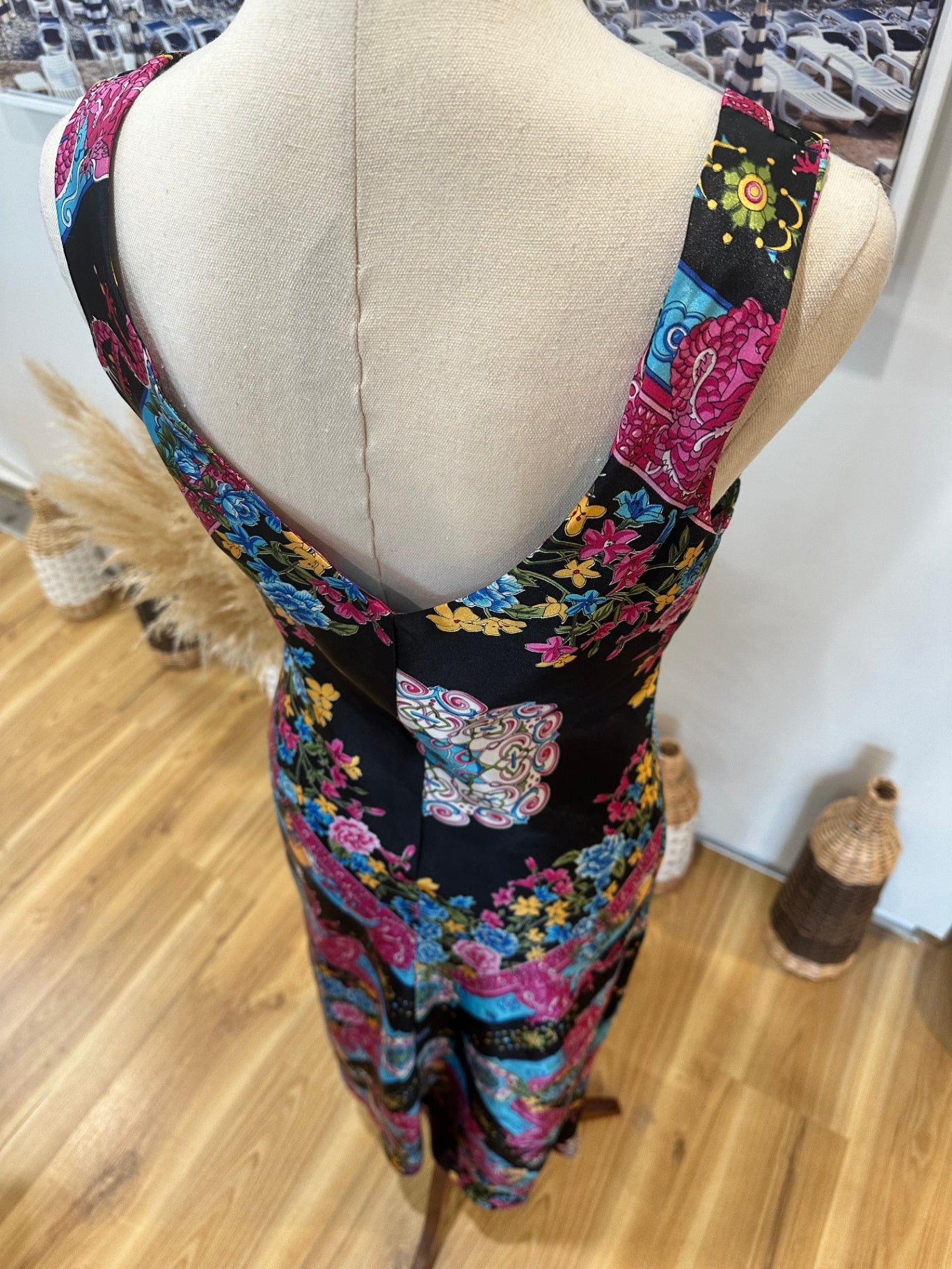 [SALE] Vintage Y2K Dress - Dragon inspired Print - Size Small / Medium