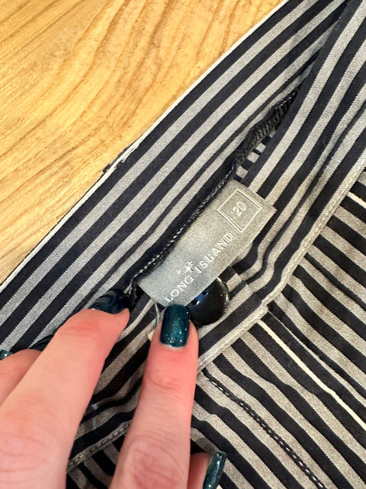 [SALE] Long Island - Capri Pants - Size 20 - Navy + Grey