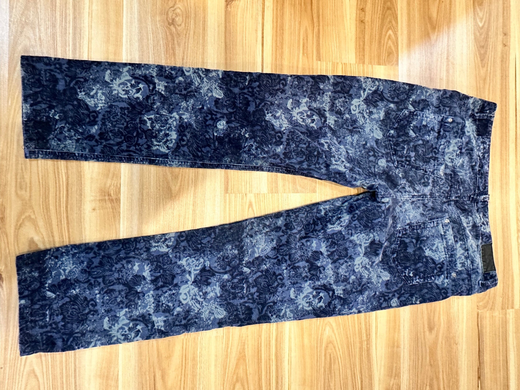 [SALE] Sportscraft - Pants - Size 12 - Dark blue with a floral pattern - Cord like texture