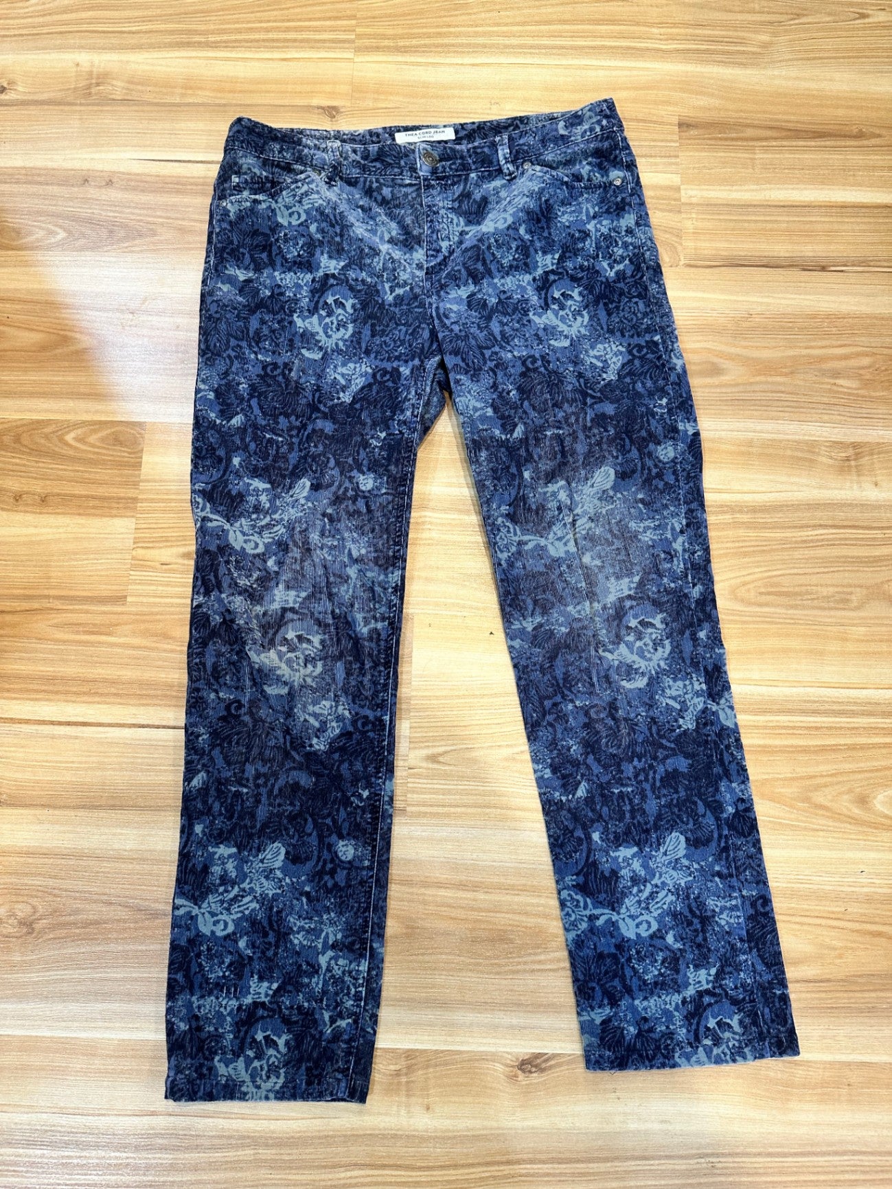 [SALE] Sportscraft - Pants - Size 12 - Dark blue with a floral pattern - Cord like texture