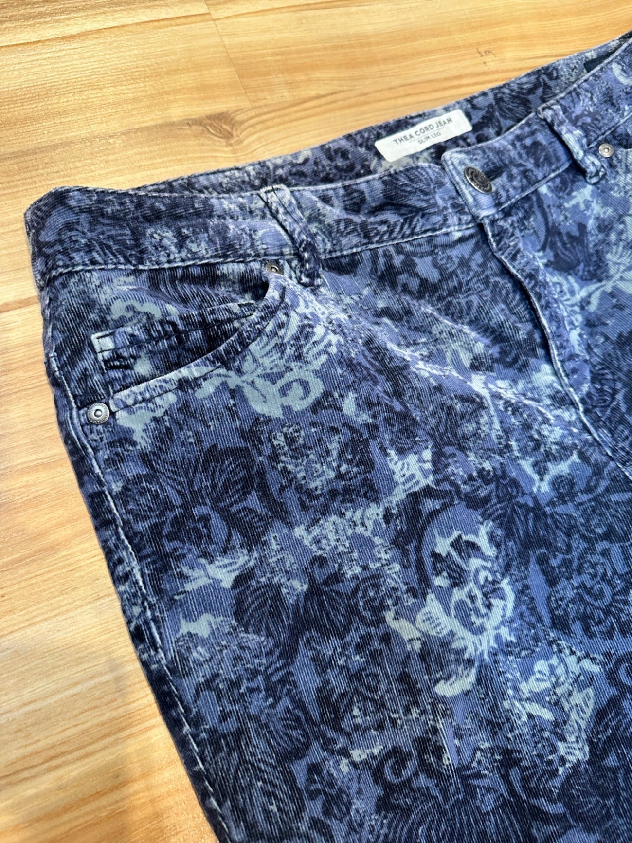 [SALE] Sportscraft - Pants - Size 12 - Dark blue with a floral pattern - Cord like texture
