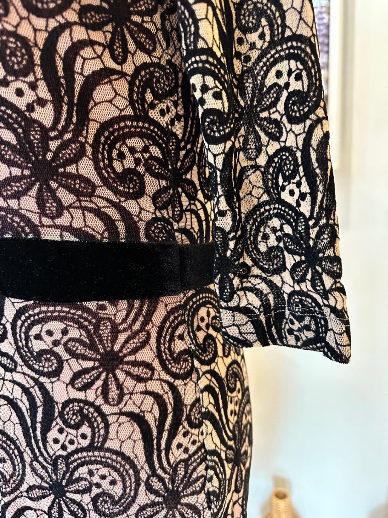 [SALE] Next - Dress - Size 8 - Rose with Black Lace