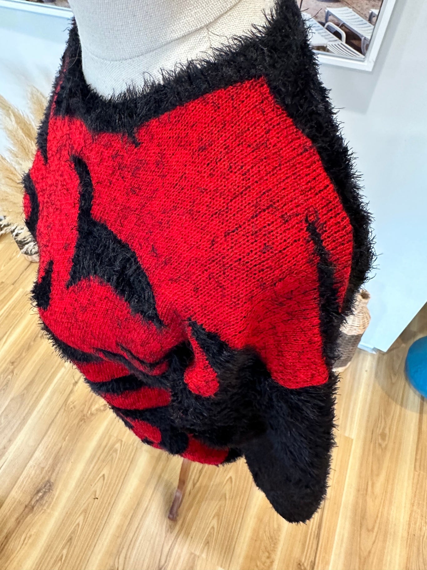 Textured Jumper - Size Small - Red and Black
