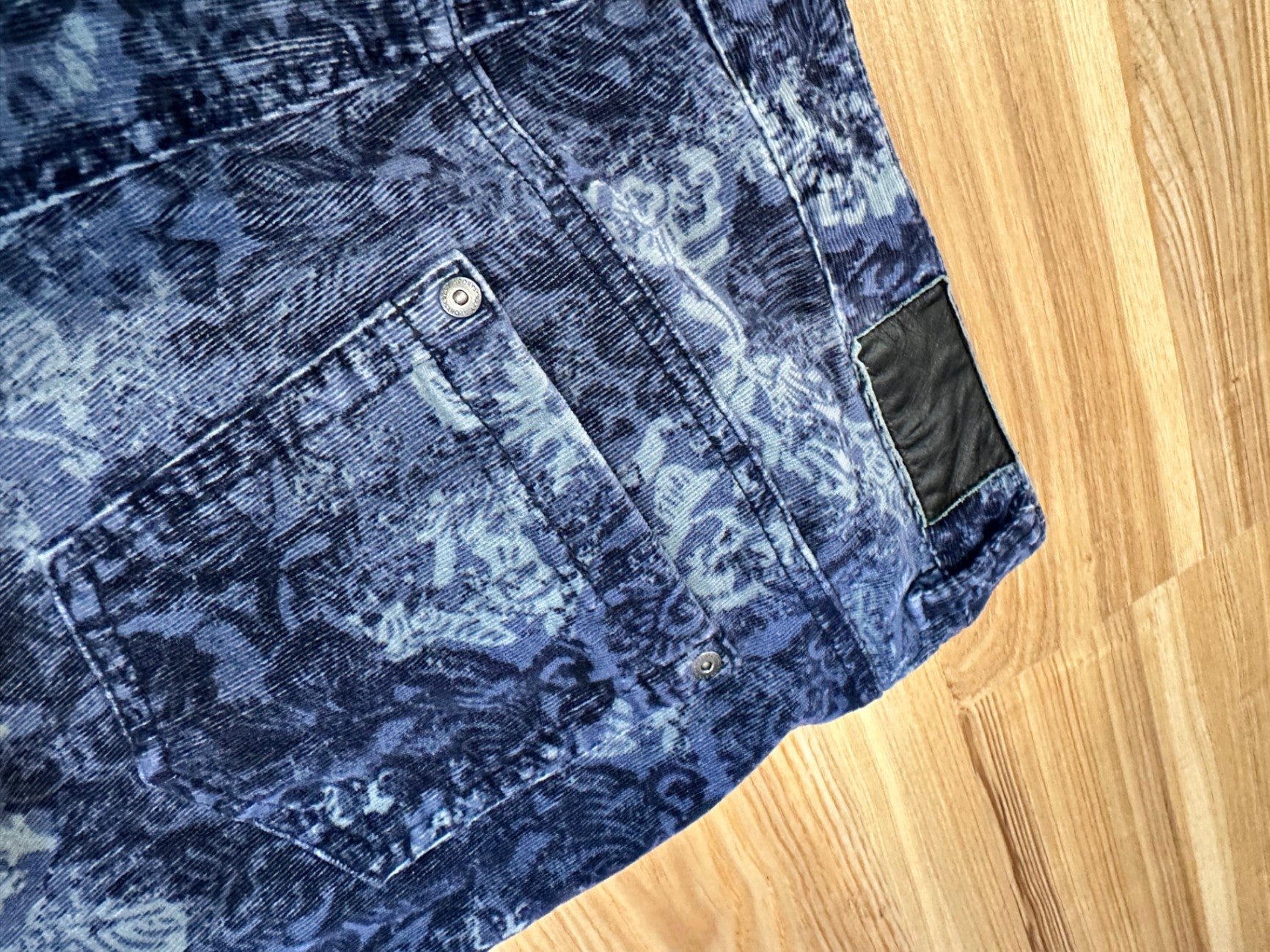 [SALE] Sportscraft - Pants - Size 12 - Dark blue with a floral pattern - Cord like texture