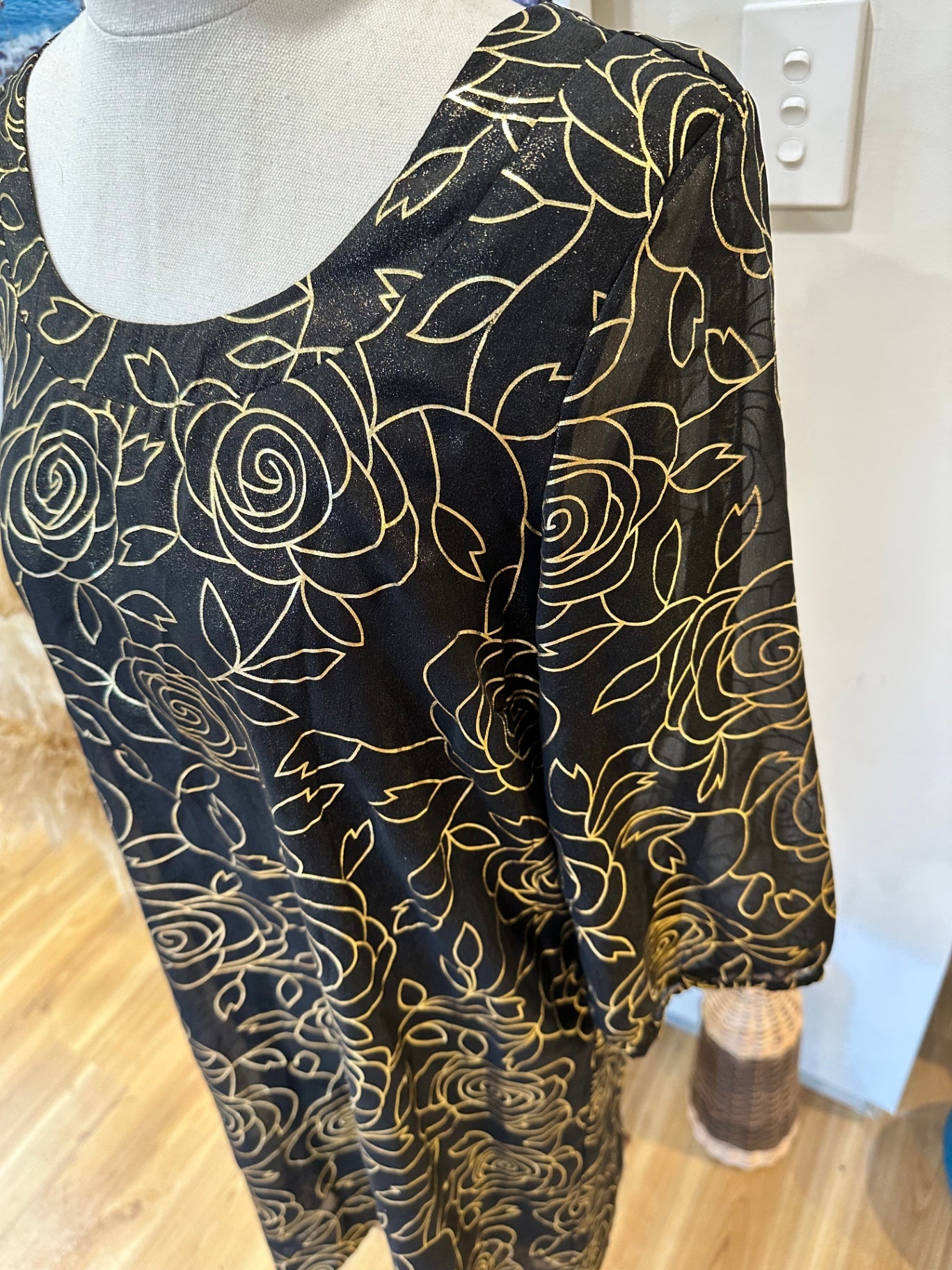[SALE] Pagani Dress - Size 12 - Black w Gold - NEW