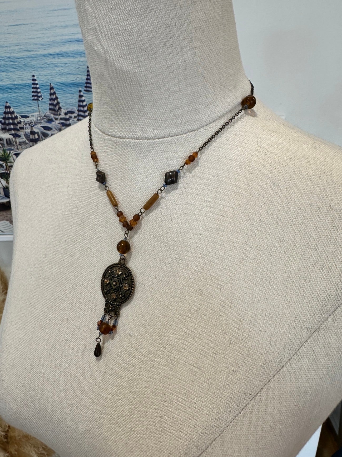 [SALE] Necklace w Pendant - Brown and metallic tones