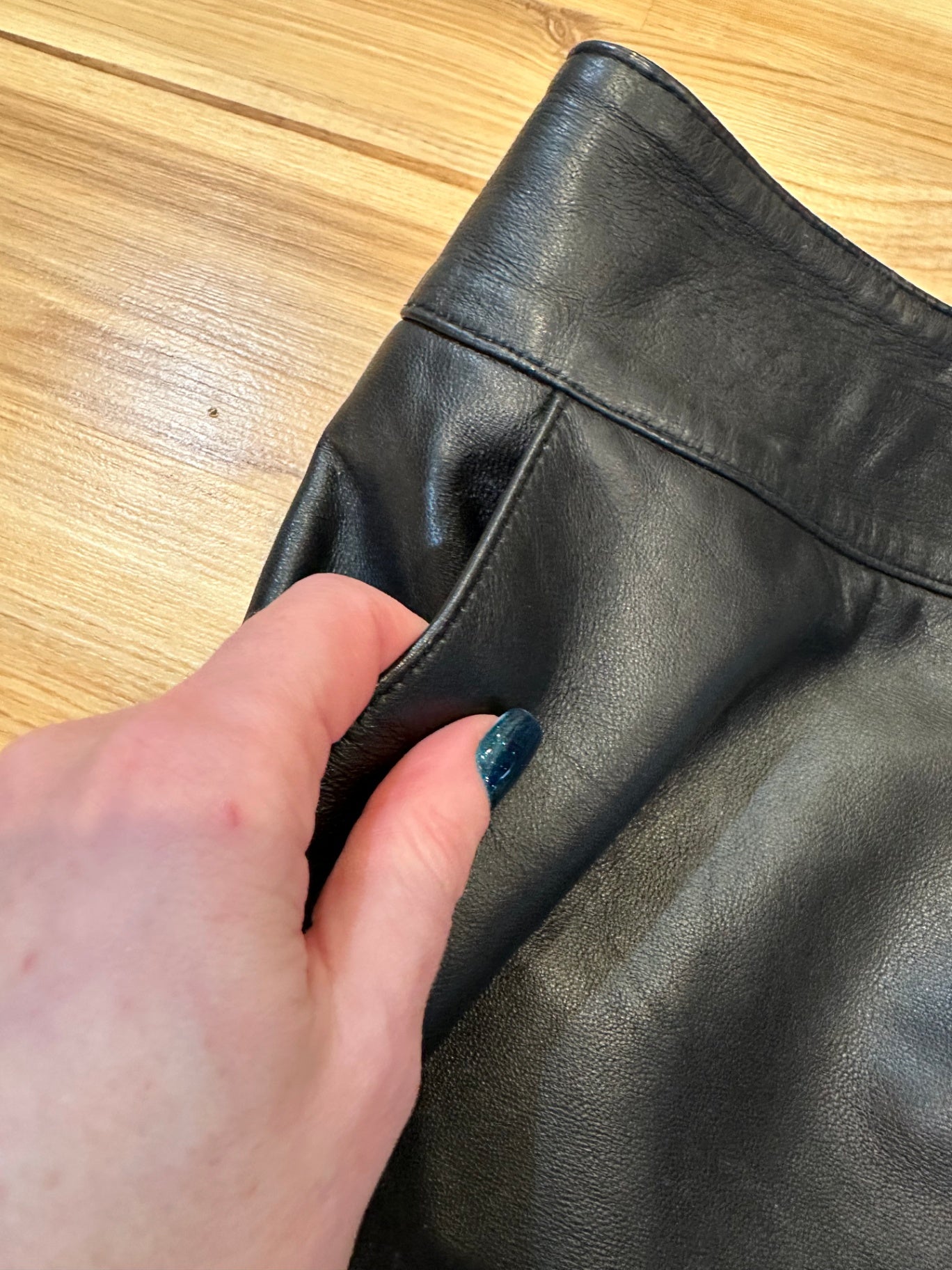 [SALE] Portmans - Leather Skirt - Size 12 - Black