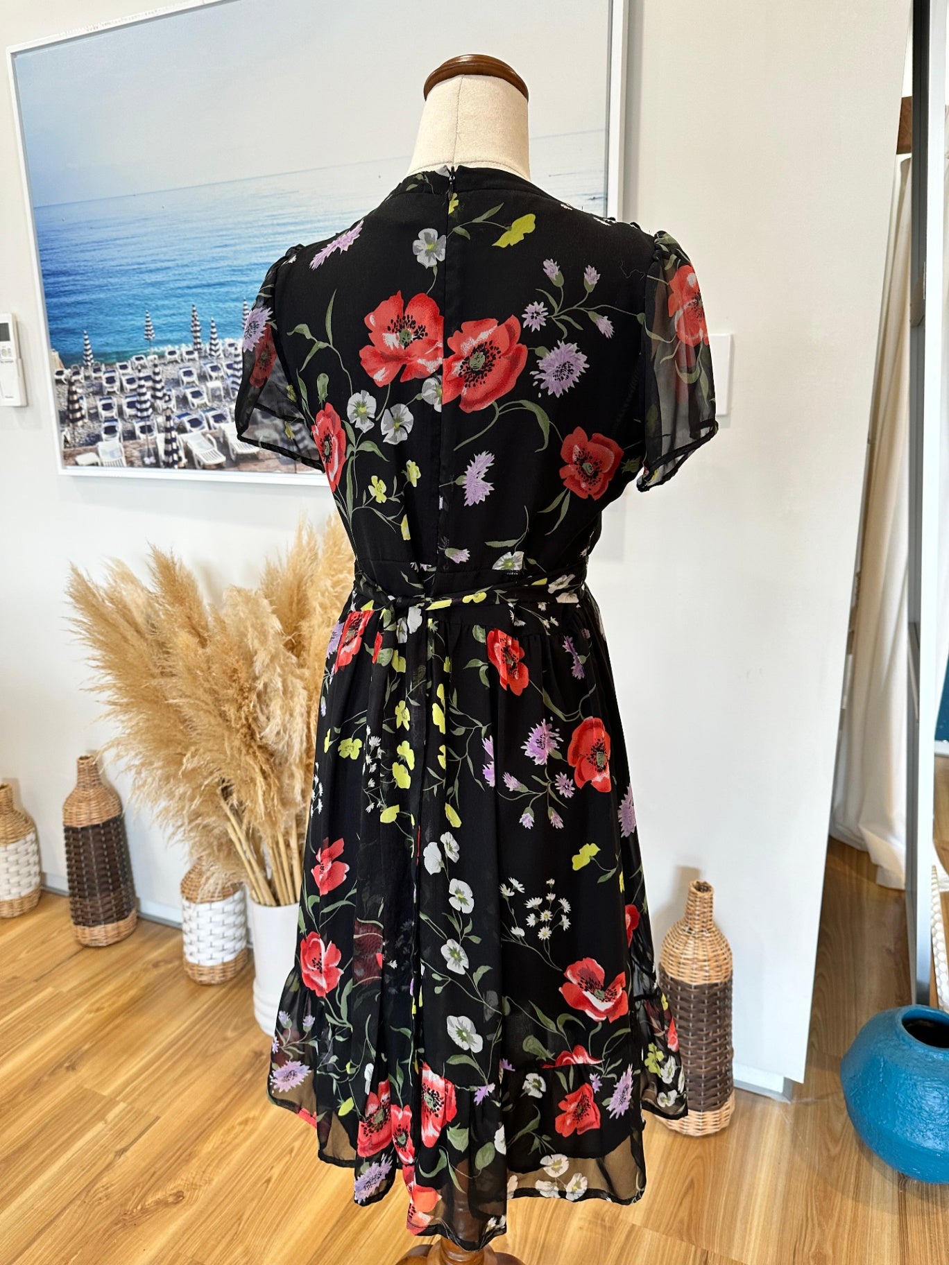 [SALE] Max Dress - Size 8 - Black w Floral Print and V neck