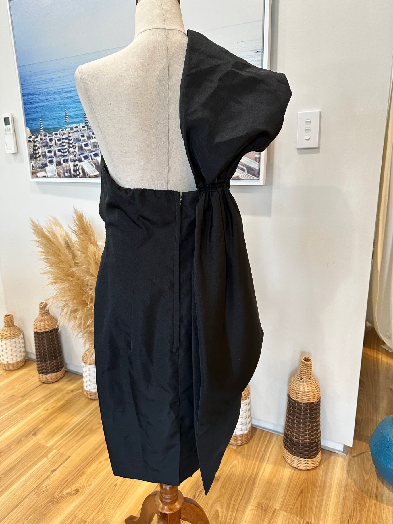 [SALE] Vintage 80's - One Shoulder Dress - Size 12 - Black