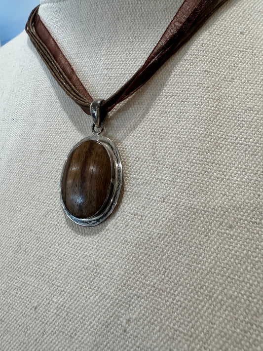 [SALE] Necklace - w Timber Pendant