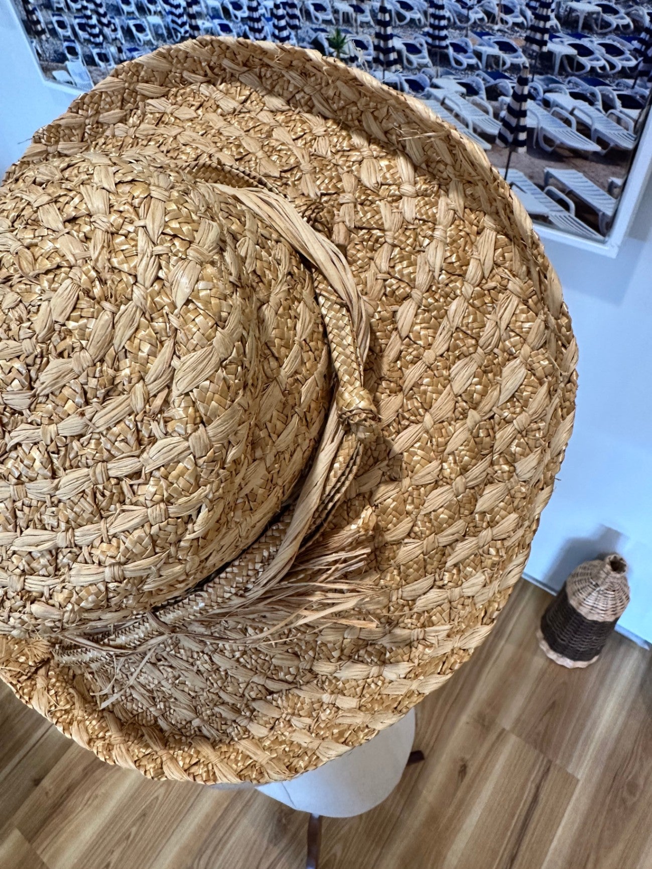 [SALE] Sun Hat - Straw style w dramatic straw bow