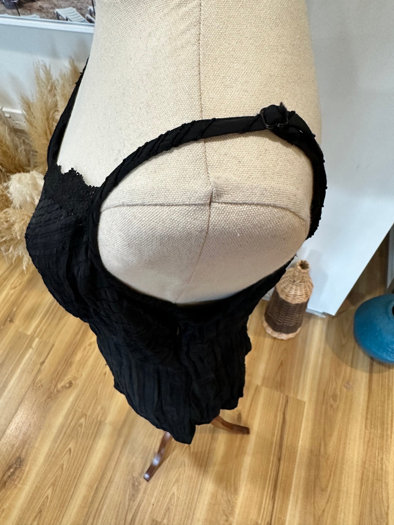 [SALE] Merric - Camisole Top - Size 14 - Black