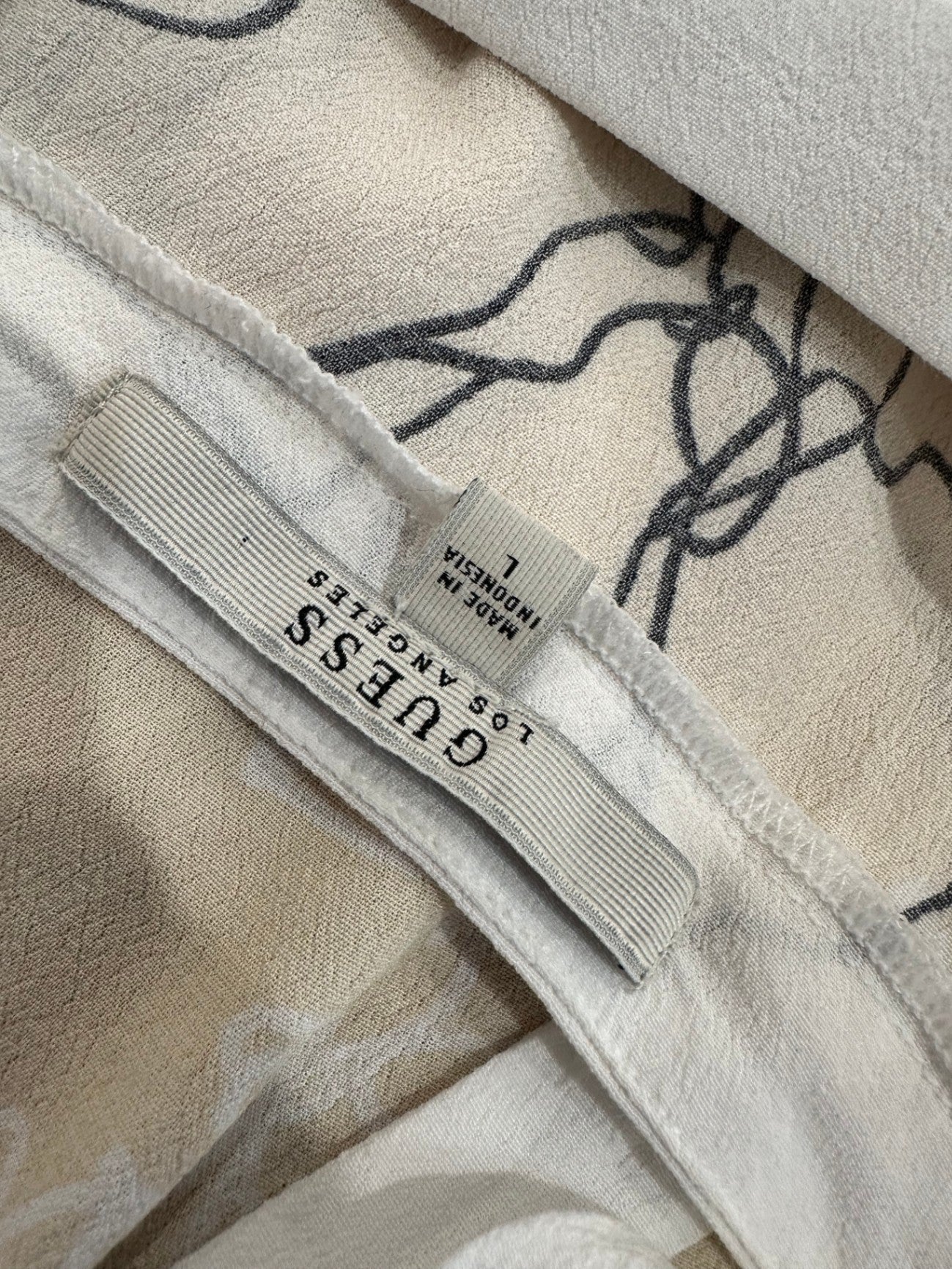 Guess - Blouse - Large - Cream with Floral print