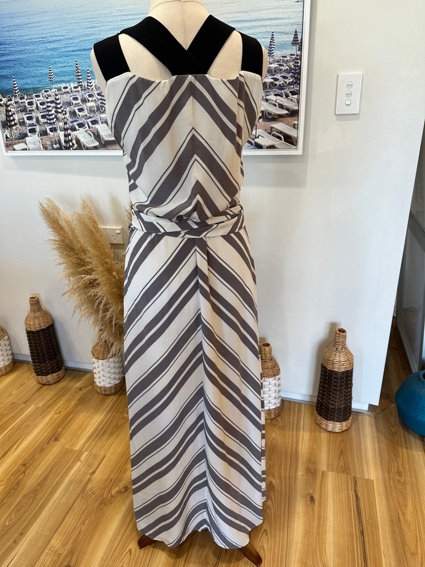 Country Road Dress - Size 10 - Striped: White & Grey