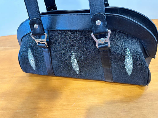 [SALE] Leather Handbag - Black  w Snake Eyes feature - Note flaw on strap