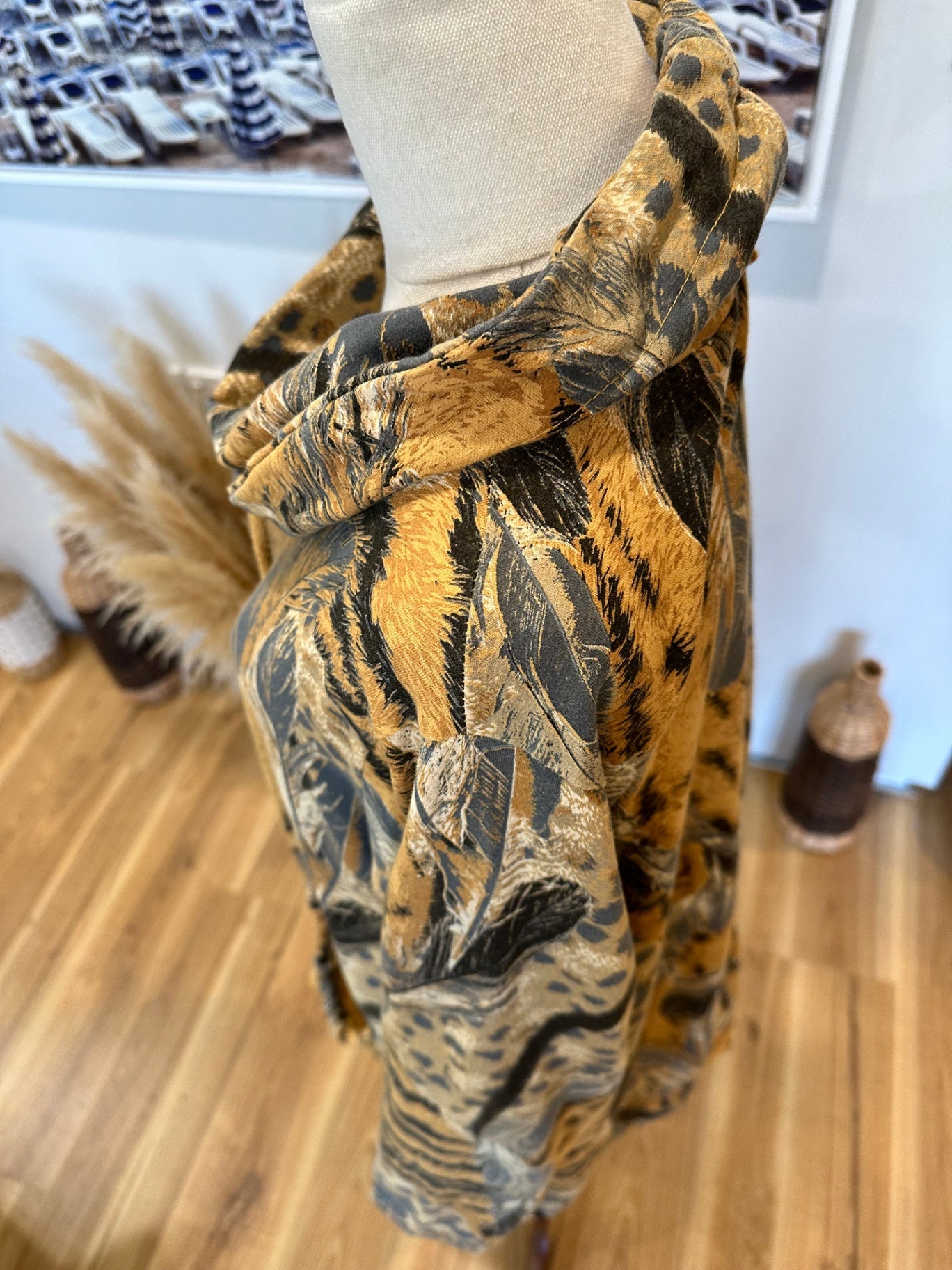 [SALE] Italian Affair - Dress - Small / Medium - Tan brown with feather print