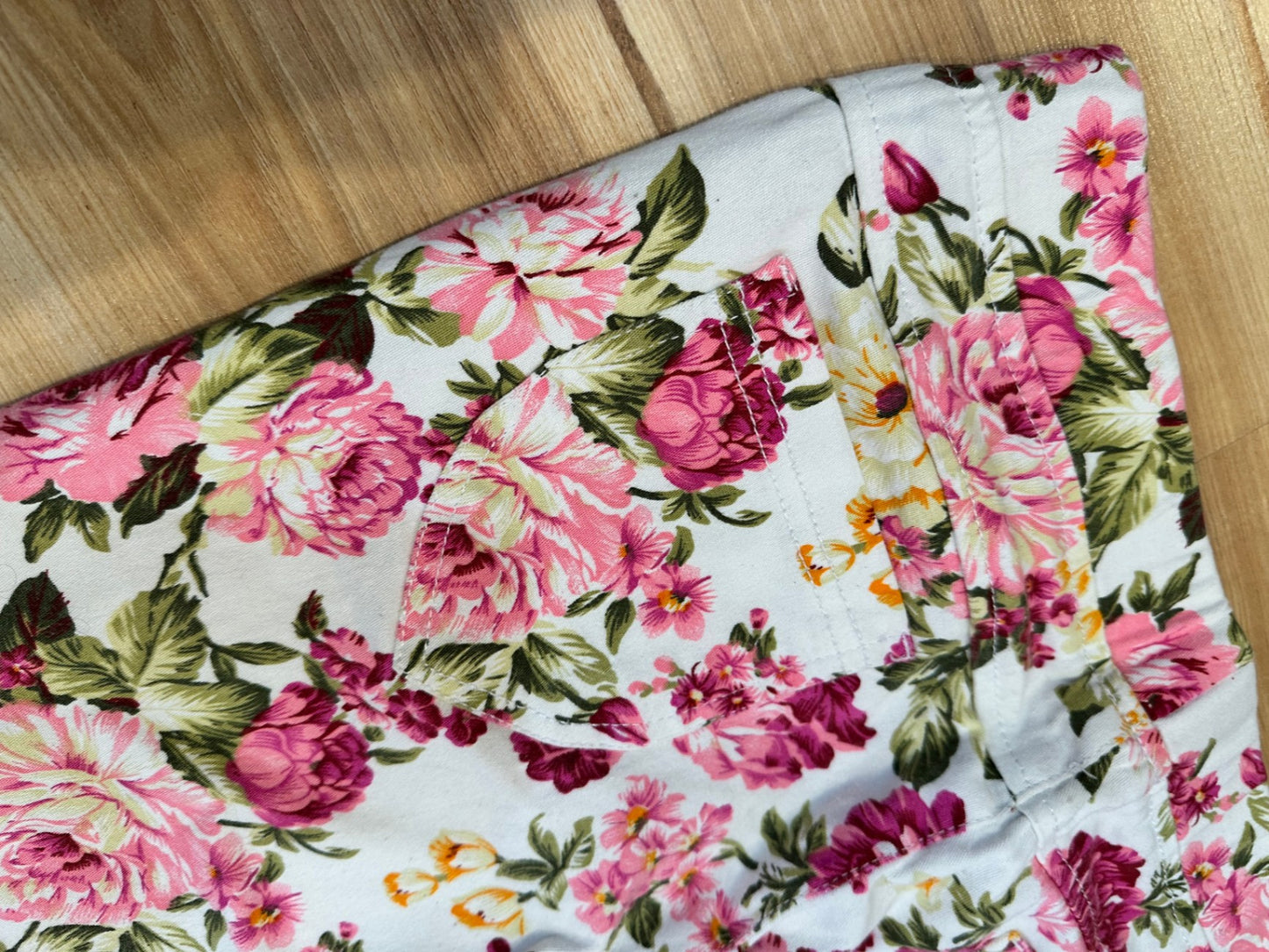 [SALE] Pants - Small - Pink Spring Floral