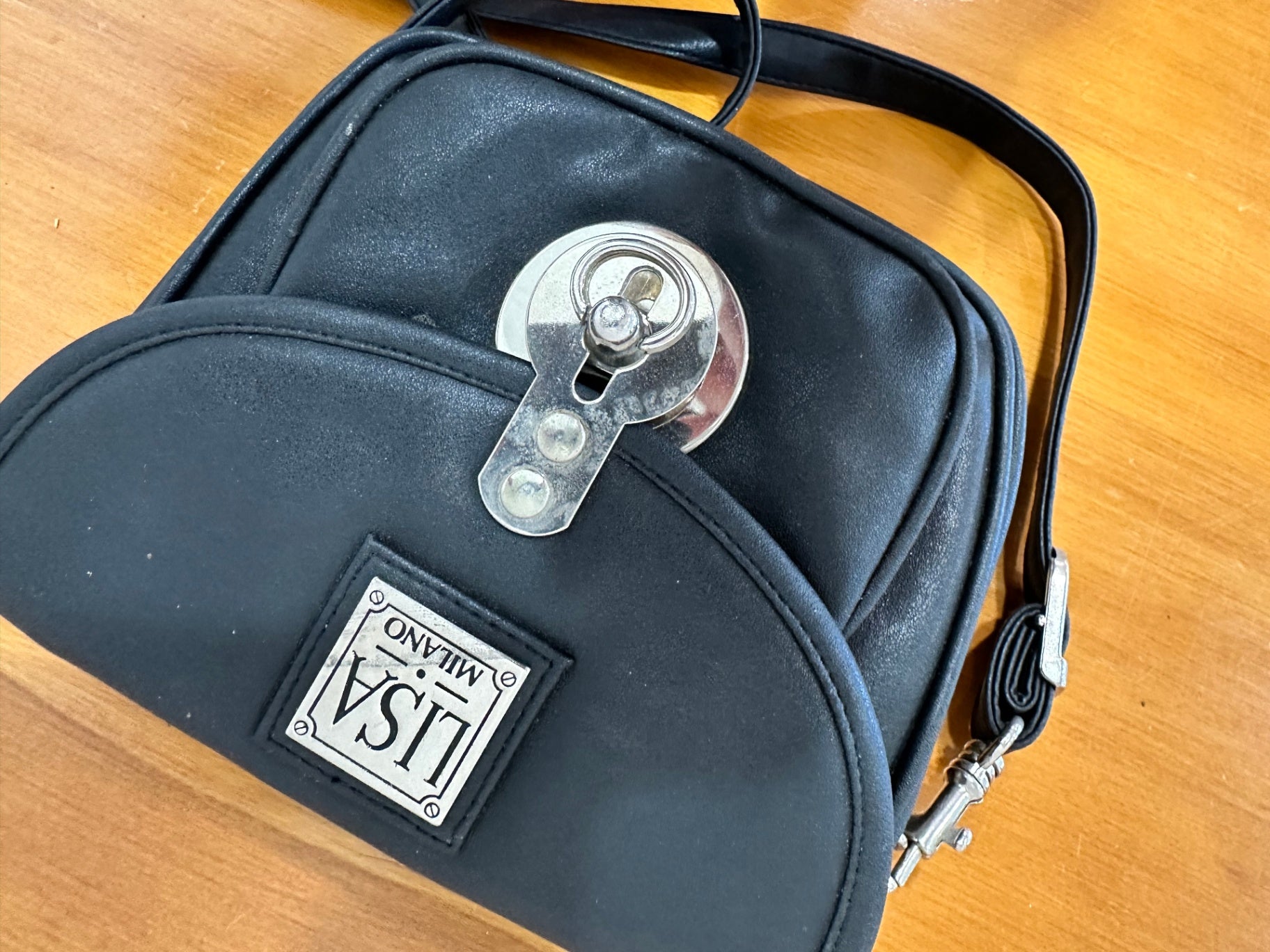 [SALE] Vintage 90's - Cross Body Handbag - Black - Lisa Milano