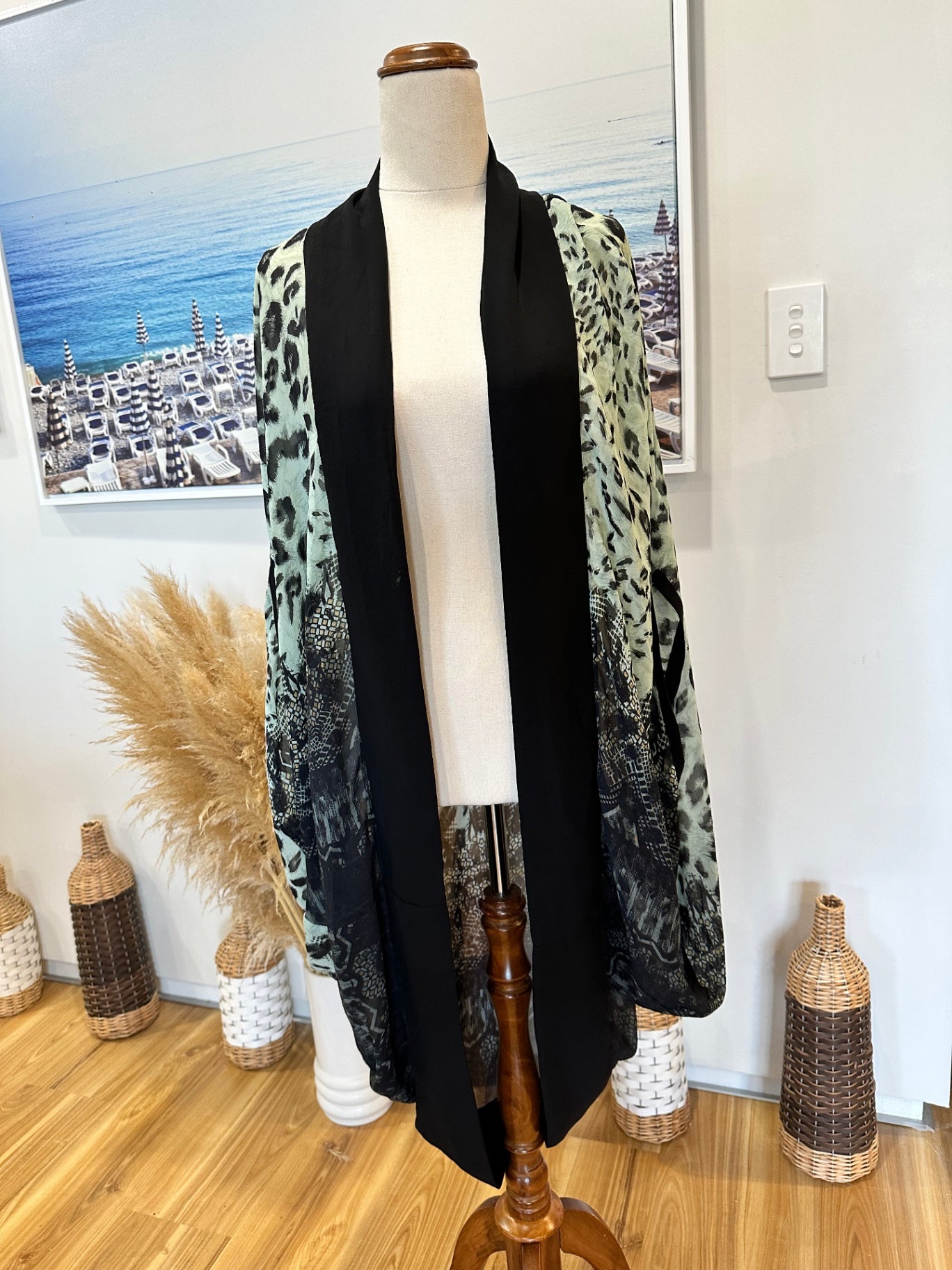 [SALE] IvyBlu Kimono - One Size - Bohemian Green, Black, and Beige patterns [New without tags]