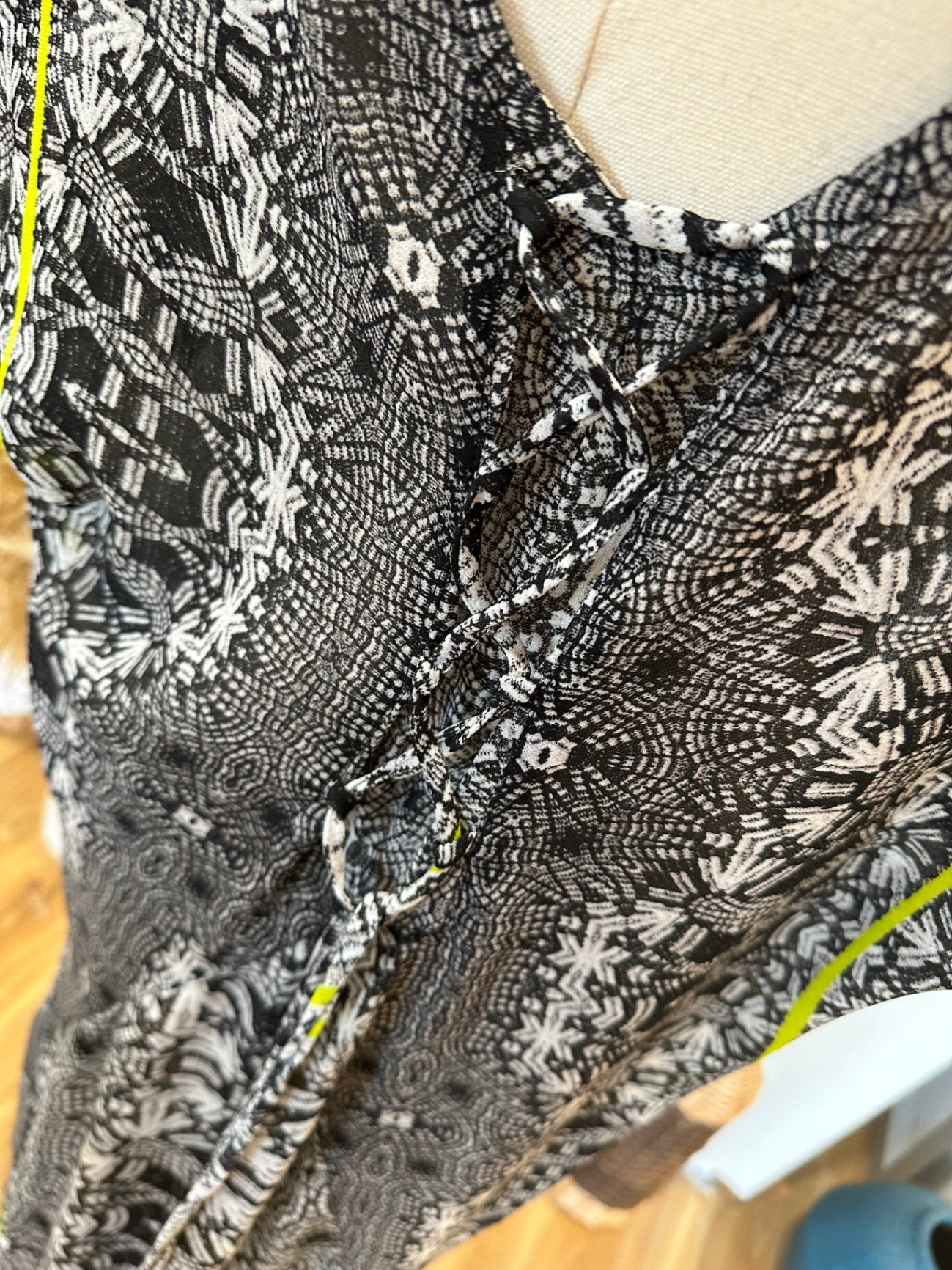 City Chic - Dress - Size 18 - Aztec Print Black/White [New without tags]