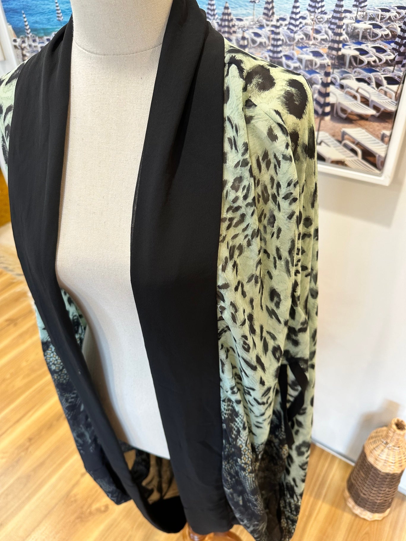 [SALE] IvyBlu Kimono - One Size - Bohemian Green, Black, and Beige patterns [New without tags]