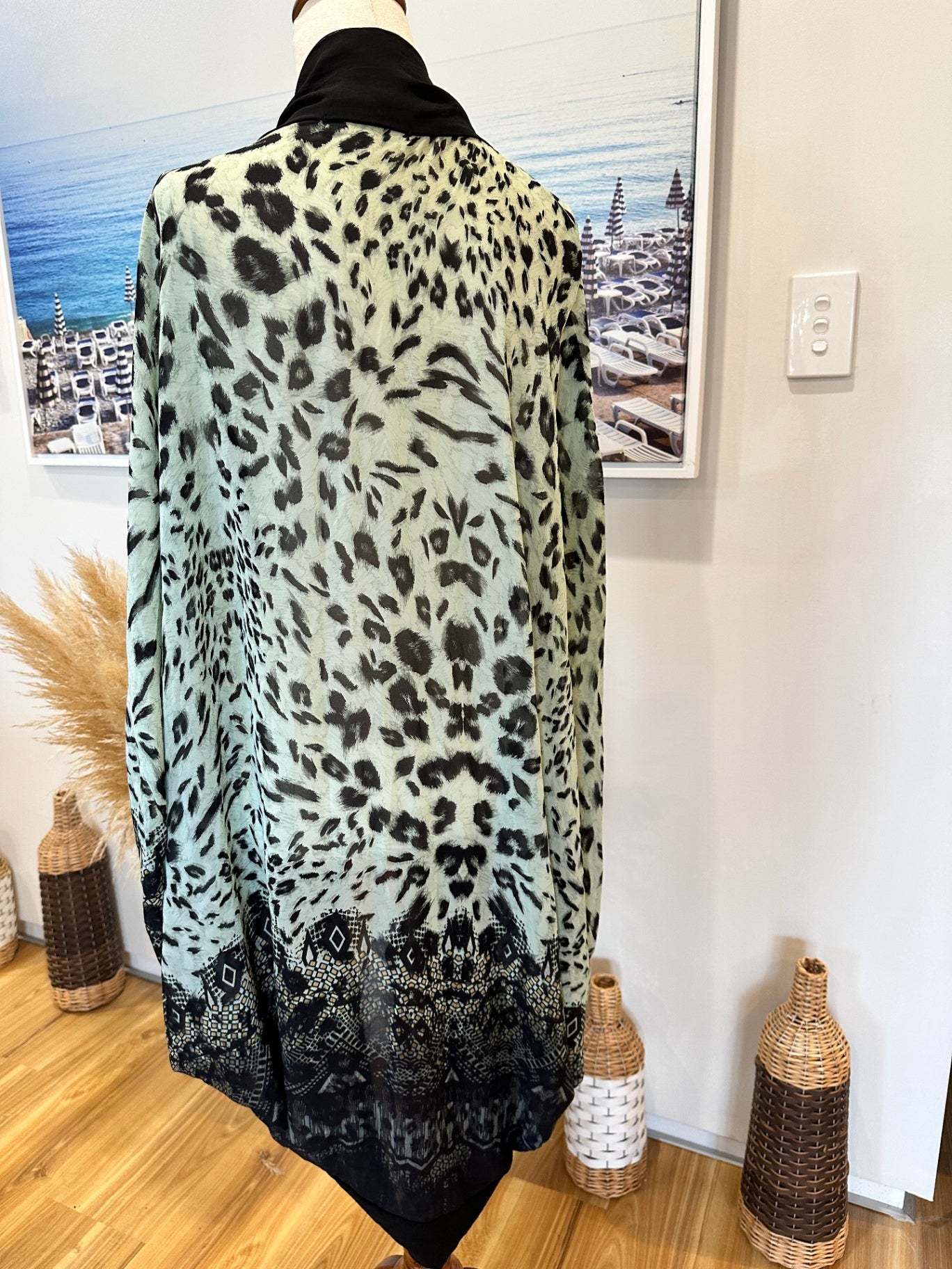 [SALE] IvyBlu Kimono - One Size - Bohemian Green, Black, and Beige patterns [New without tags]
