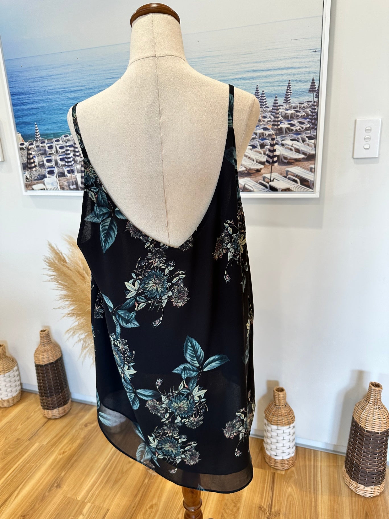 [SALE] State of Play Camisole - Size 18 - Black with multicolored floral pattern