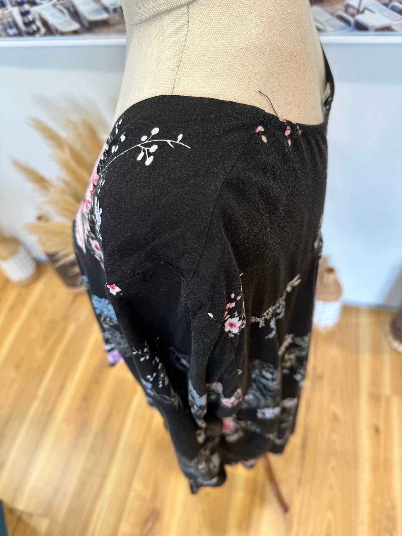 [SALE] Just Jeans - Blouse - Size 14 - Black with floral print