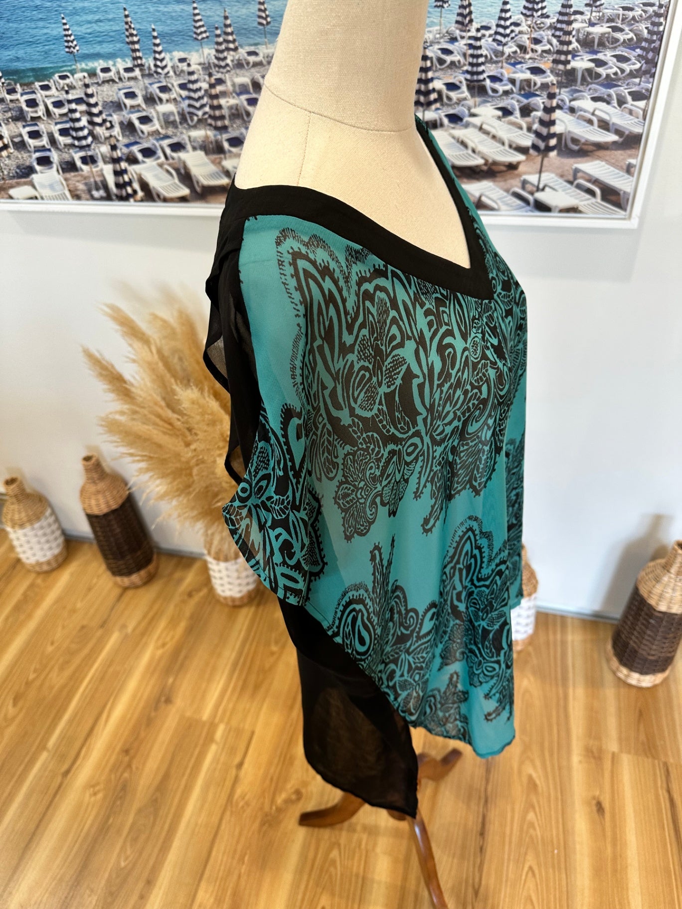 [SALE] Lemon Tree Blouse - Size 18 - Turquoise and black