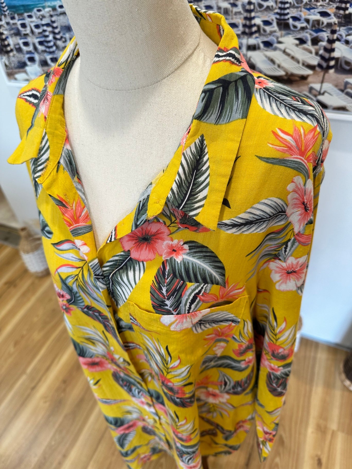 [SALE] Pagani Tropical Longline Shirt - Size 16
