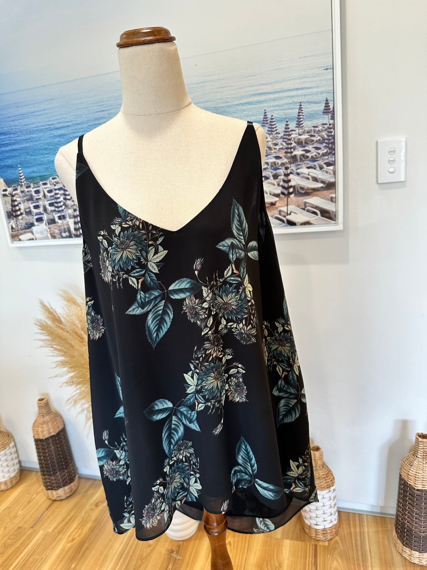 [SALE] State of Play Camisole - Size 18 - Black with multicolored floral pattern