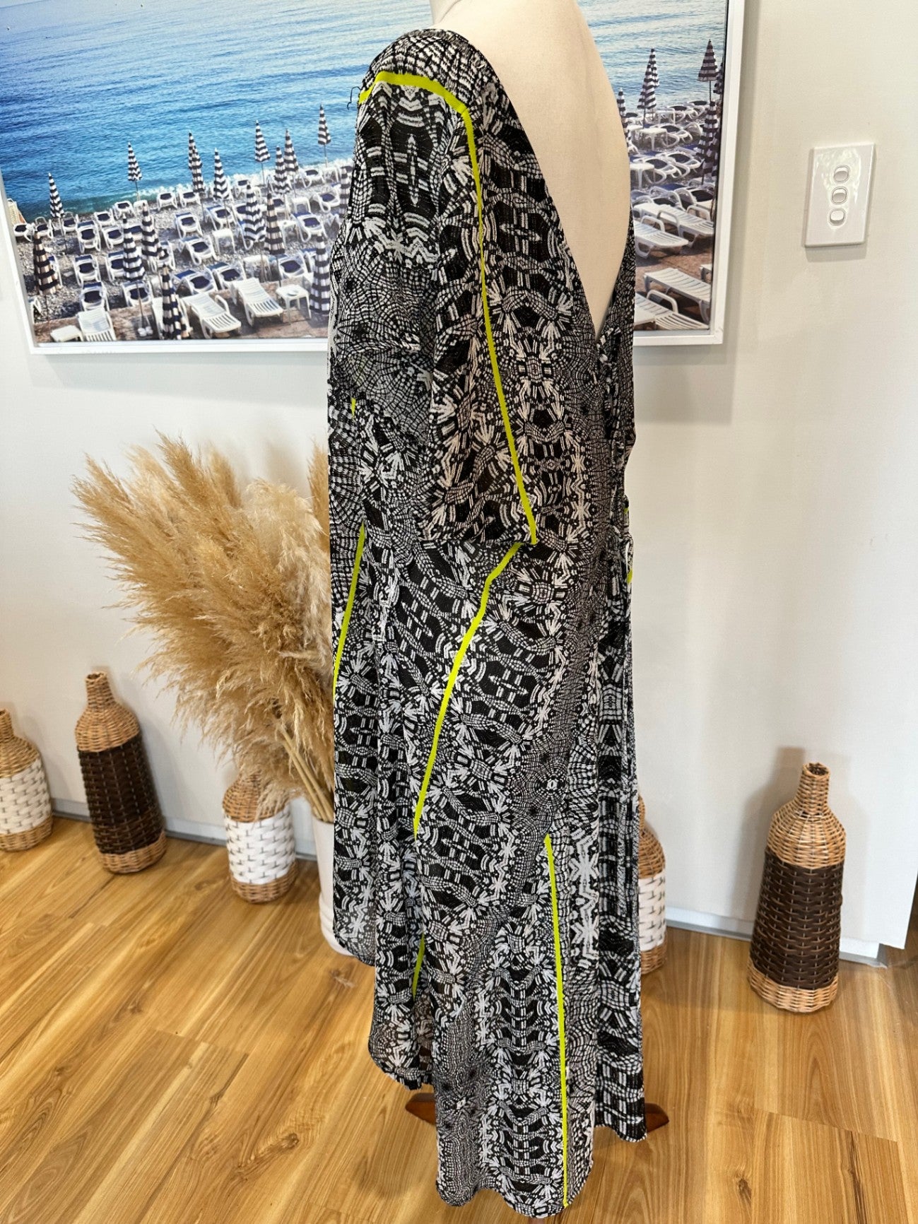 City Chic - Dress - Size 18 - Aztec Print Black/White [New without tags]