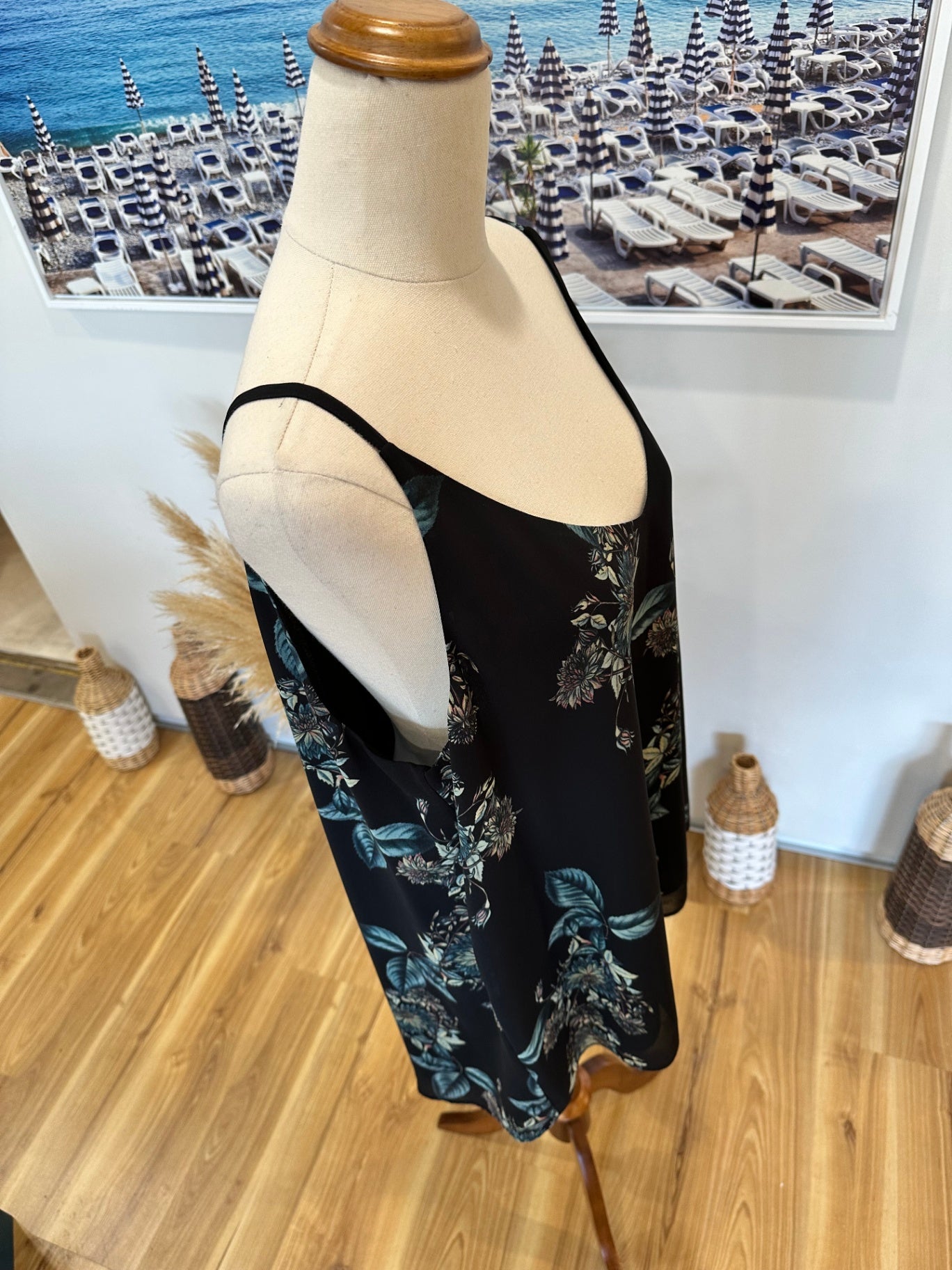 [SALE] State of Play Camisole - Size 18 - Black with multicolored floral pattern