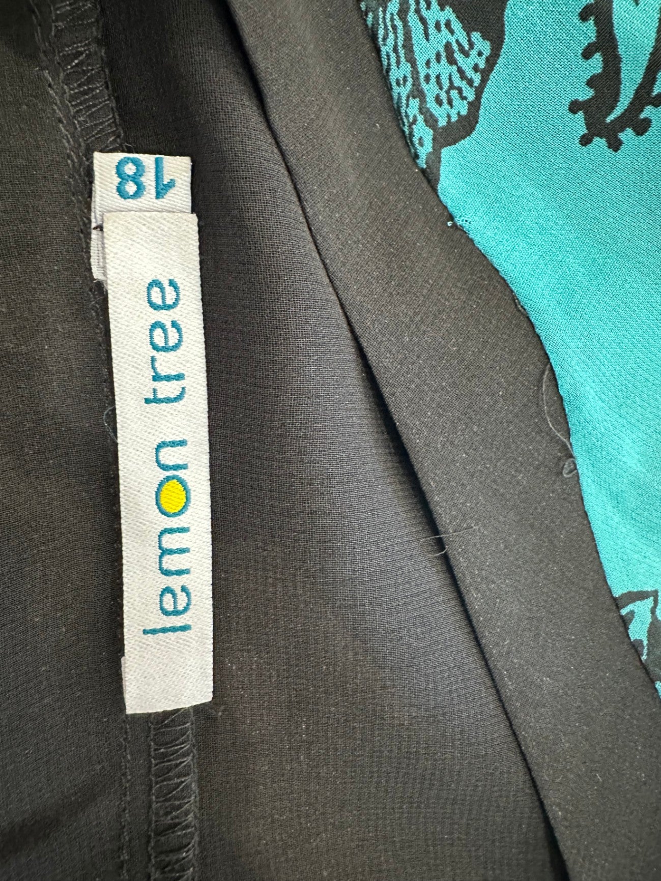 [SALE] Lemon Tree Blouse - Size 18 - Turquoise and black